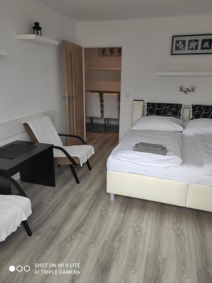 Pension Pugner Vysoke nad Jizerou Bagian luar foto