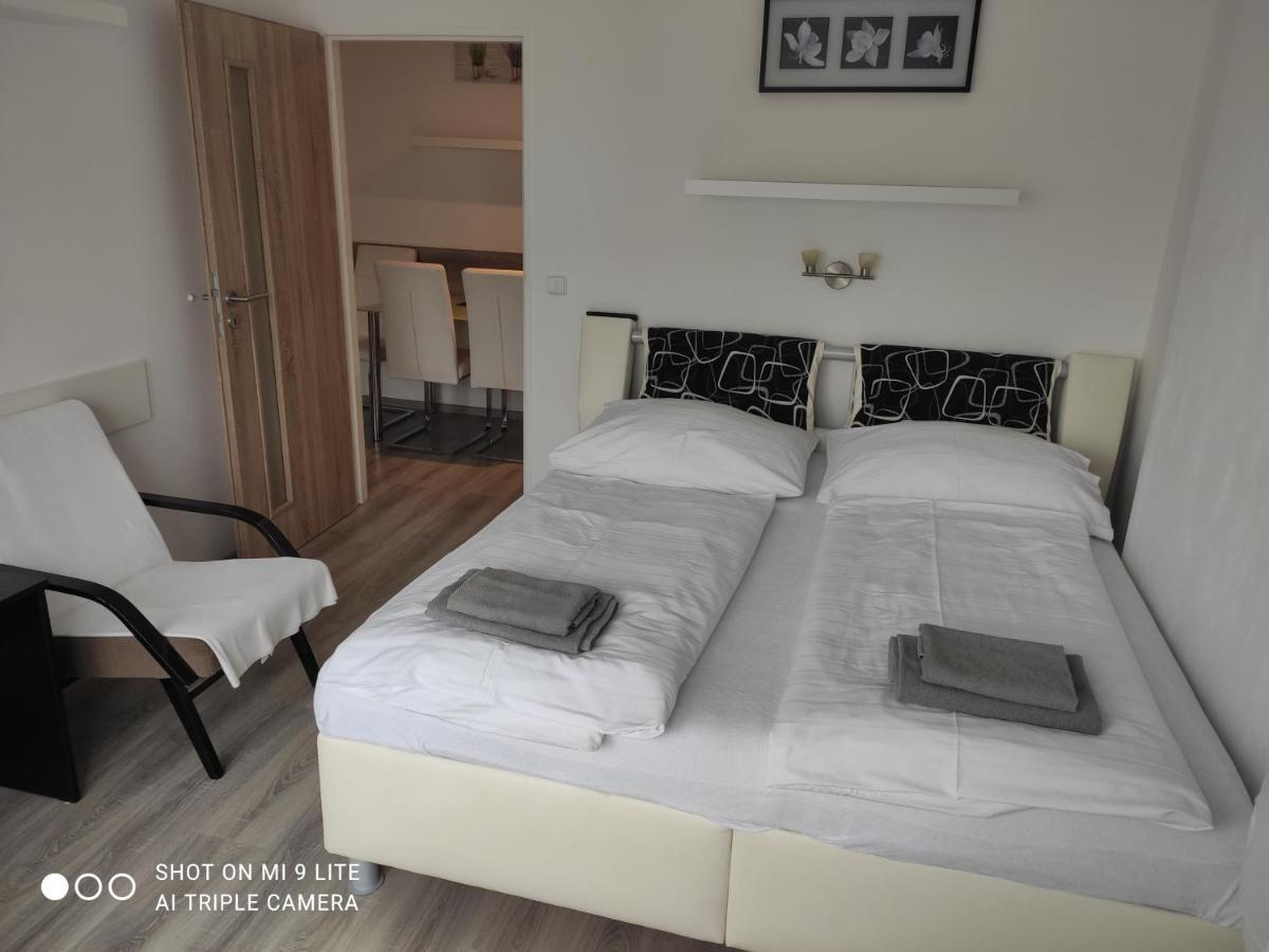 Pension Pugner Vysoke nad Jizerou Bagian luar foto