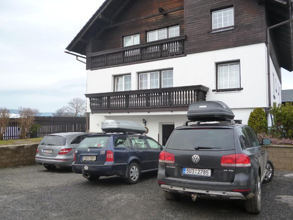 Pension Pugner Vysoke nad Jizerou Bagian luar foto