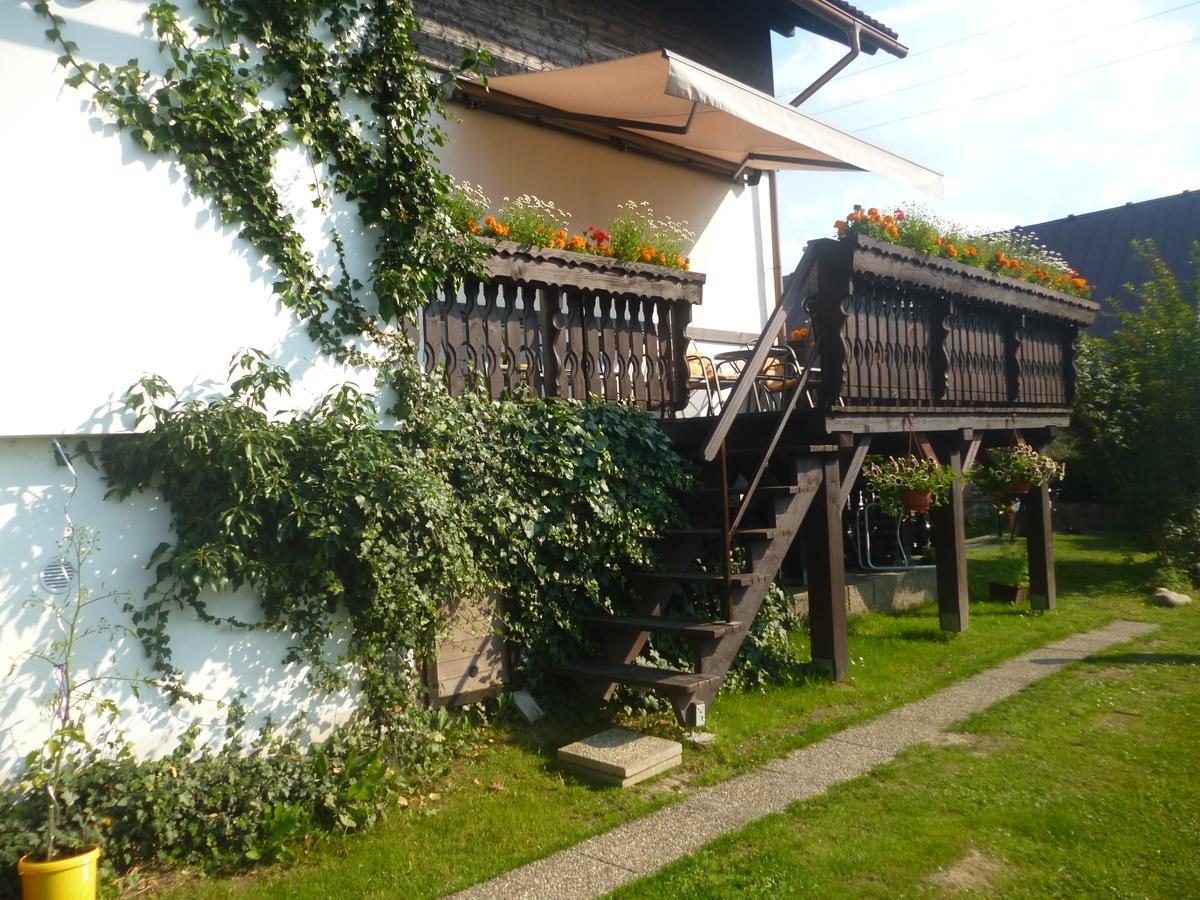 Pension Pugner Vysoke nad Jizerou Bagian luar foto