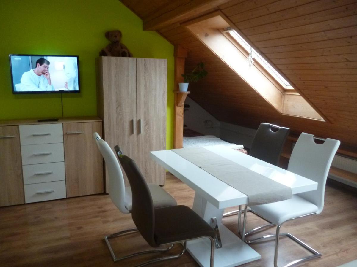 Pension Pugner Vysoke nad Jizerou Bagian luar foto